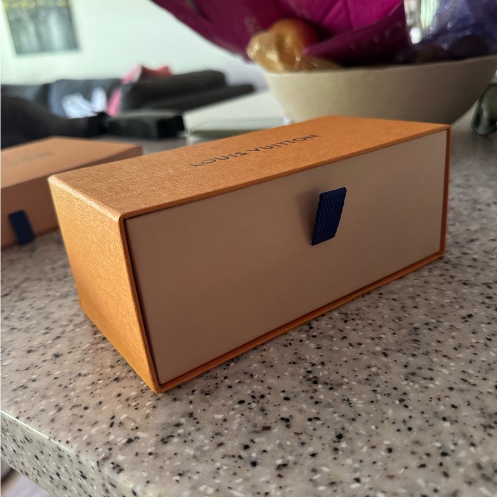 Louis Vuitton sunglasses box